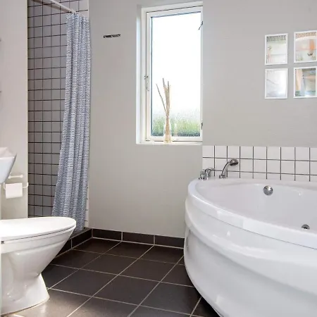 8 Person Holiday In Ulfborg